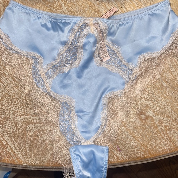 NWT Dream Angels Light Blue Bustier Balconette Set - Picture 4 of 5